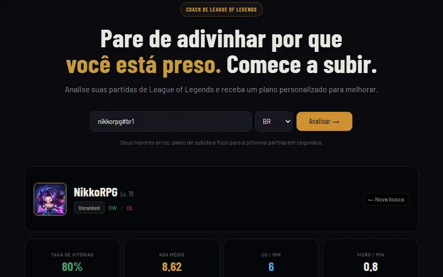 Tela do CLIMBR com o título 'Pare de adivinhar por que você está preso', o campo de busca por Riot ID e região e o resumo de estatísticas das últimas partidas de um jogador.